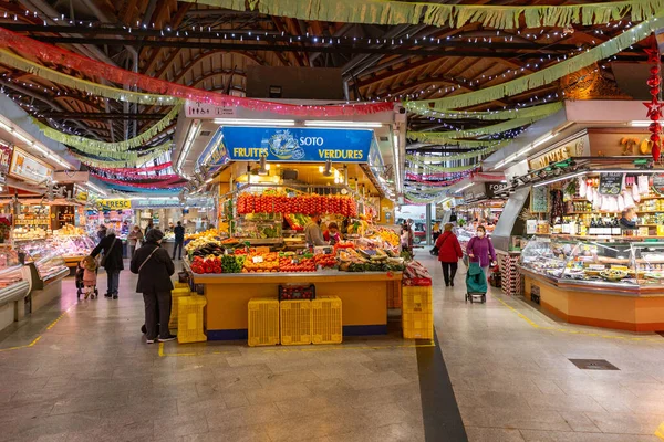 Barcelona Španělsko Feb 2022 Čerstvé Potraviny Prodávané Uvnitř Mercat Santa — Stock fotografie
