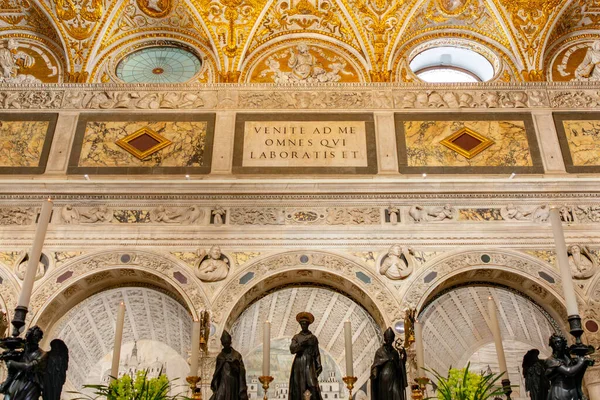パドヴァ イタリア 4月4 2022 パドヴァの聖アンソニーの教皇聖堂は 聖アンソニーに捧げられ パドヴァのローマカトリック教会と小聖堂です — ストック写真