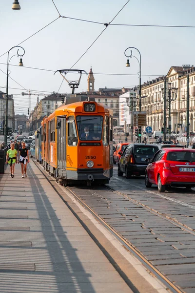 Turin Italien März 2022 Elektrische Straßenbahn Mit Fahrgästen Historischen Zentrum — Stockfoto