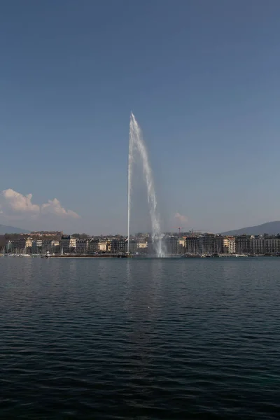 Женева Швейцария Марта 2022 Года Jet Eau Является Большим Фонтаном — стоковое фото