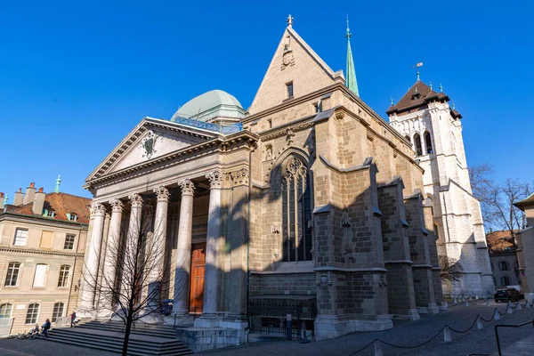 ジュネーブ スイス 2222年3月24日 聖ピエール大聖堂は元ローマカトリック教会であり 後に改宗したプロテスタント教会に改宗した — ストック写真