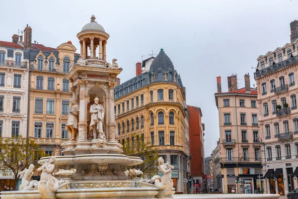 stock image Lyon, France - January 26, 2022: The Jacobins Fountain at the Jacobin Square in lyon, France.