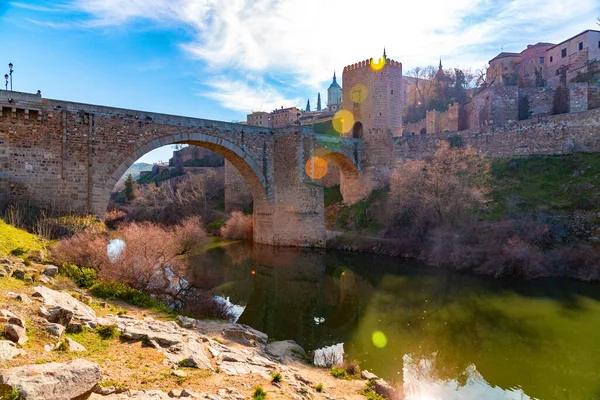 Vista Desde Río Tajo Hacia Centro Histórico Toledo España — Foto de Stock