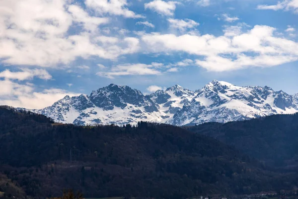 Живописный Вид Альп Границе Франции Италии Снежные Вершины Гор Солнечный — стоковое фото