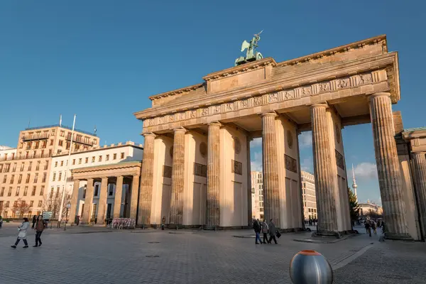 Berlín Alemania Diciembre 2021 Famoso Hito Puerta Brandeburgo Brandenburger Tor —  Fotos de Stock
