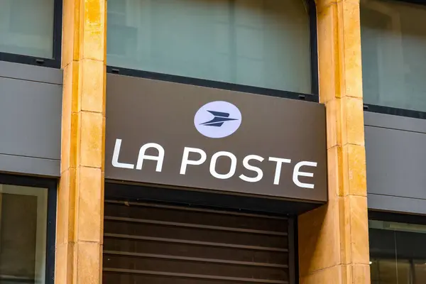Metz Francia Enero 2022 Entrada Señalización Del Servicio Postal Francés —  Fotos de Stock