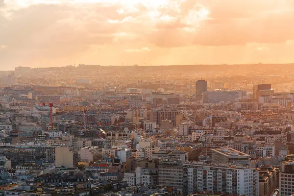 2022年1月20日 从埃菲尔铁塔顶上俯瞰法国巴黎 图库图片