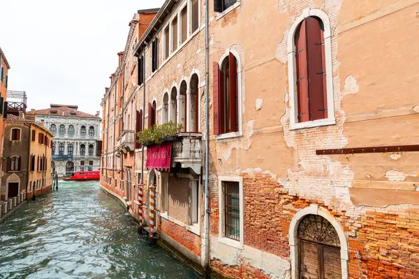 Venetië Italië April 2022 Prachtige Grachten Traditionele Venetiaanse Gebouwen Venetië Stockfoto