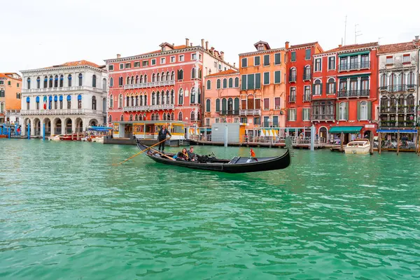 Venesia Italia April 2022 Gondolas Kanal Kanal Kuno Venesia Veneto Stok Lukisan  