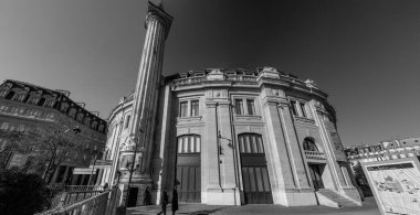 Paris, France - January 24, 2022: The Bourse de Commerce has been the Parisian exhibition site of the Pinault Collection, formerly the wheat exchange and chamber of commerce building. clipart