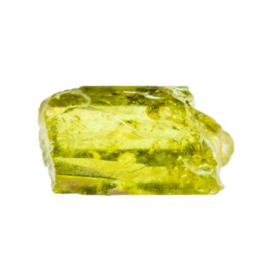 Jeolojik koleksiyondaki doğal taş örneğini kapat - cilalanmamış Vesuvianite kristali Ural 'dan beyaz arka planda izole edilmiş