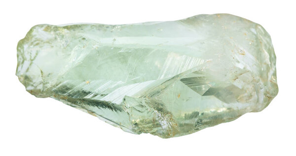 крупным планом образца природного камня из геологической коллекции - сырой минерал празиолит, выделенный на белом фоне