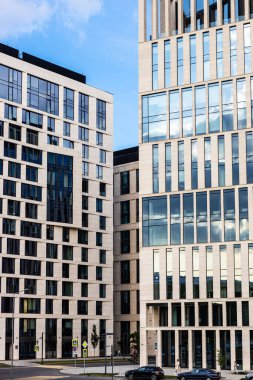 Moskova, Rusya - 1 Ağustos 2022: Moskova 'daki VTB Arena Parkı, Leningradsky Prospekt, 36, Moskova' da yaz akşamı