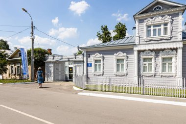 Kolomna, Rusya - 10 Haziran 2022: Organik Kültür Müzesi 1815 yılında Kolomna Kremlin 'de güneşli bir yaz gününde inşa edilmiştir.