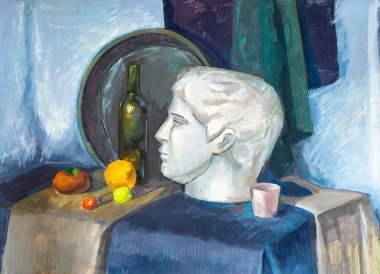 Alçıdan kafası, yeşil cam şişesi ve kağıda boyayla boyanmış meyvelerle dolu bir hayat.