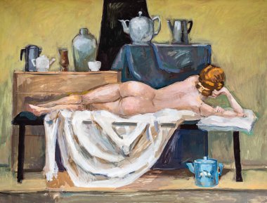 Sanat stüdyosundaki kadın modeller, sürahiler ve oyuncaklarla el boyaları ile kağıt üzerinde boyayla boyanır.