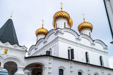 Kostroma şehrindeki Ipatievsky Manastırı Trinity Katedrali