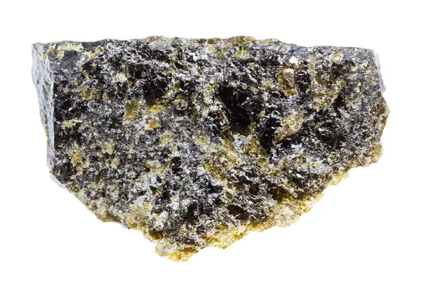 Jeolojik koleksiyondaki doğal taş örneğini kapat. Beyaz arka planda cilalanmamış diopside minerali.