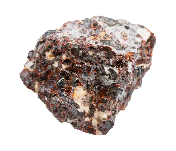 Jeolojik koleksiyondaki doğal taş örneklerini kapatın. Beyaz arka planda bulunan ham franklinit ve zincit minerali.