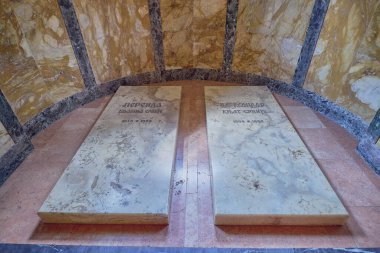 Kral Karacorce 'nin mezarı Oplenac Kraliyet mozolesinin içinde. Karacorceviç hanedanının bir Sırp Yugoslav Kralıydı..