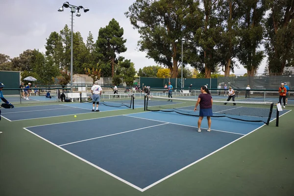 Mayores Jugando Tenis San José California — Foto de Stock