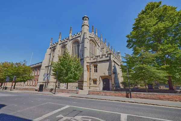 英国温莎市伊顿学院教堂和坟场的建筑 — 图库照片