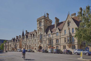 İngiltere 'de Oxford Üniversitesi' nin bir parçası olan All Souls Koleji 'nde
