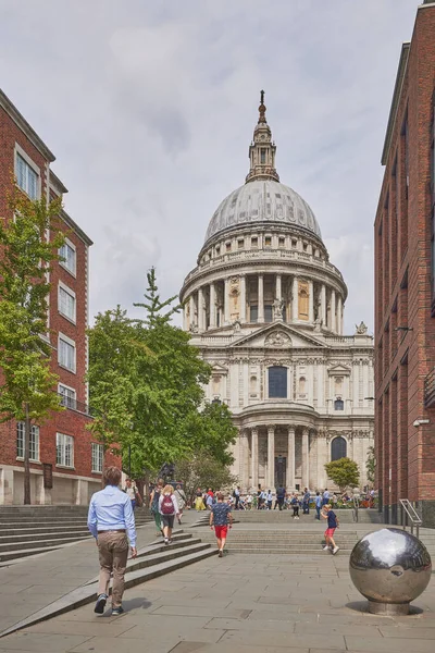 Londra Nın Başkenti Londra Daki Paul Katedrali Ziyaret Eden Turist — Stok fotoğraf