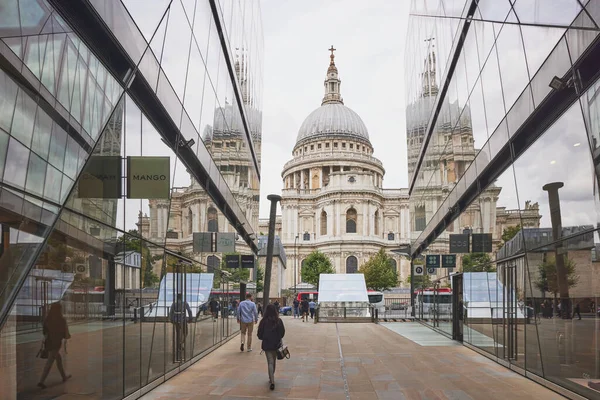 Paul Cathedral Zien Vanaf One New Change Winkelcentrum Londen Engeland — Stockfoto