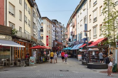 Friedrichshafen, Almanya 'da alışveriş caddesi