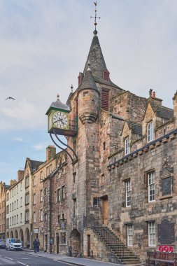 The Old Tolbooth, also known as The Tolbooth Jail, was where payments were collected and contained prison cells underneath. Tolbooth is a historical Scottish term for a place where councils met.