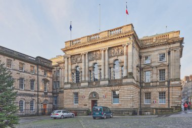 Edinburgh, İskoçya 'daki Batı Parlamentosu Meydanı