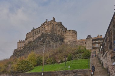 Edinburgh Kalesi Castle Hill 'den görüldü.