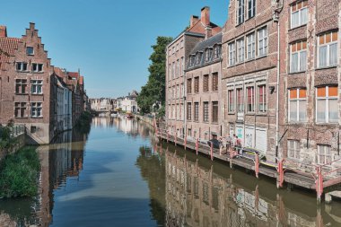 Ghent kasaba Belçika kanalda.