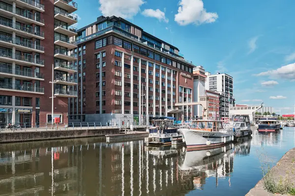 Belçika 'nın Leuven şehrindeki Dyle Nehri