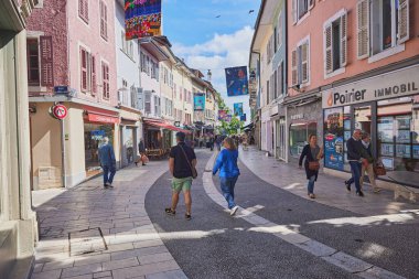 Fransa 'nın Thonon-les-Bains kentindeki eski kasaba binaları