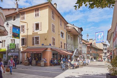 Fransa 'nın Thonon-les-Bains kentindeki eski kasaba binaları