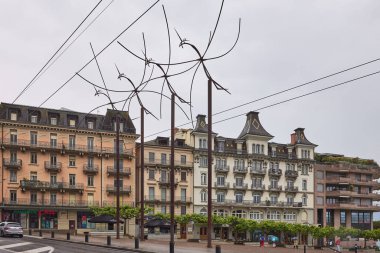 Montreux şehri yağmurlu bir günde, İsviçre