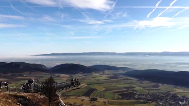 Vue Large Sur Paysage Naturel Avec Vallée Montagnes Les Gens Séquence Vidéo