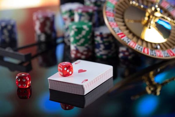 Tema Casino Juegos Azar Ruleta Dados Cartas Fichas Póquer Sobre — Foto de Stock