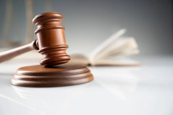 Concepto Derecho Justicia Martillo Oficina Del Juez Código Legal Escritorio — Foto de Stock