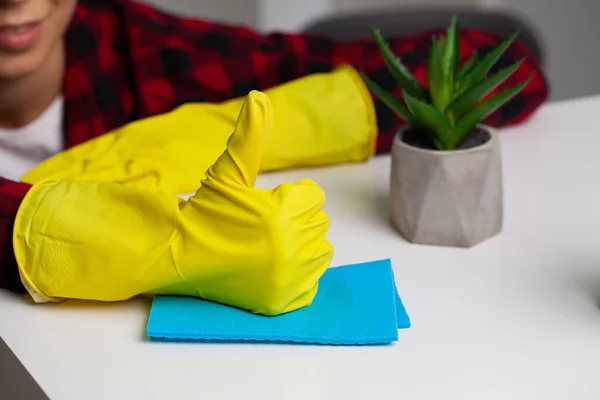 Cleaner Cleaning Desk Rag Office — Stock Photo, Image