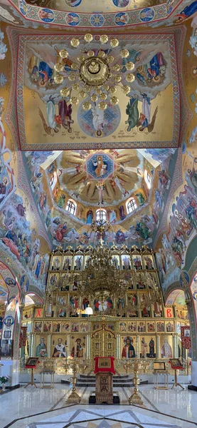 Murales Iconos Iglesia Ortodoxa Los Santos Apóstoles Pedro Pablo Almaty —  Fotos de Stock