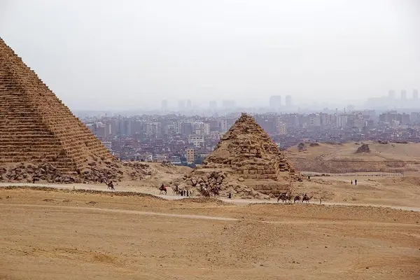 Συγκρότημα Πυραμίδα Της Γκίζας Στην Γκίζα Της Αιγύπτου Ονομάζεται Επίσης — Φωτογραφία Αρχείου
