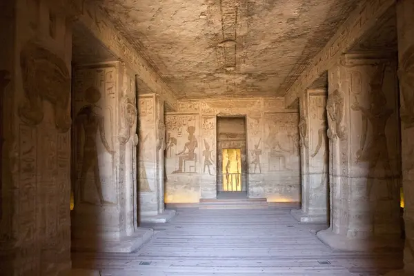 stock image The Great Temple of Ramses II in the villlage of Abu Simbel. Abu Simbel is a historic site comprising two rock-cut temples on the westwrn bank of Lake Nasser 