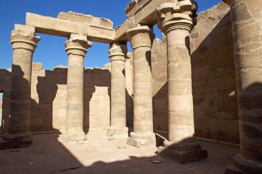 Aşağı Nubia, Mısır 'daki Maharraqa Tapınağı. Aşağı Nubia 'da Isis ve Serapis' e adanmış antik bir tapınak.