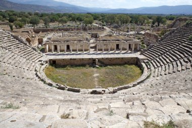 Anadolu 'daki antik Roma kenti Aphrodisias' taki Roma Tiyatrosu. Atletik etkinlikler için kullanılıyordu.