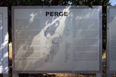 Antik Perge şehri, harita. Türkiye 'nin güneybatı Akdeniz kıyısındaki Antalya ilinde yer almaktadır. Perge eski bir Lycia yerleşim yeriydi. 