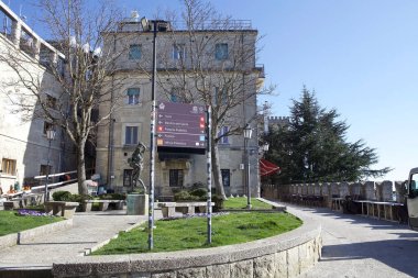 San Marino City, San Marino, Avrupa 'da turistik yerler. San Marino şehri Monte Titanp 'ın tepesinde yer almaktadır.