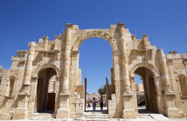 Antik Gerasa şehri, şimdi Jerash, Ürdün. Güney Kapısı. Yunan-Roma şehri Jerash, Gerasa olarak bilinen Yunan, Yunan, Roma ve Bizans dönemlerinde gelişti.